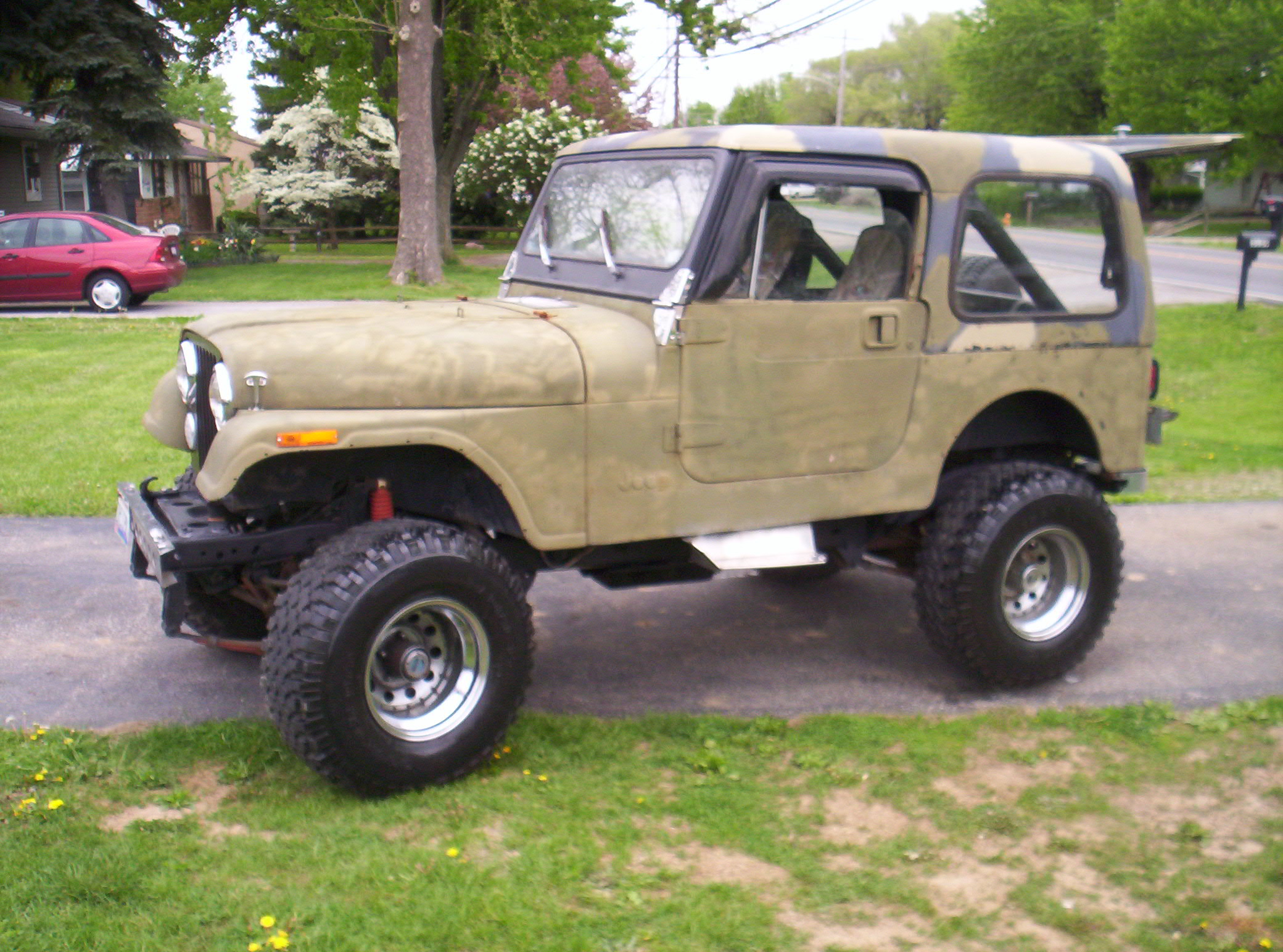 1985 cj7  with 258 3 speed 