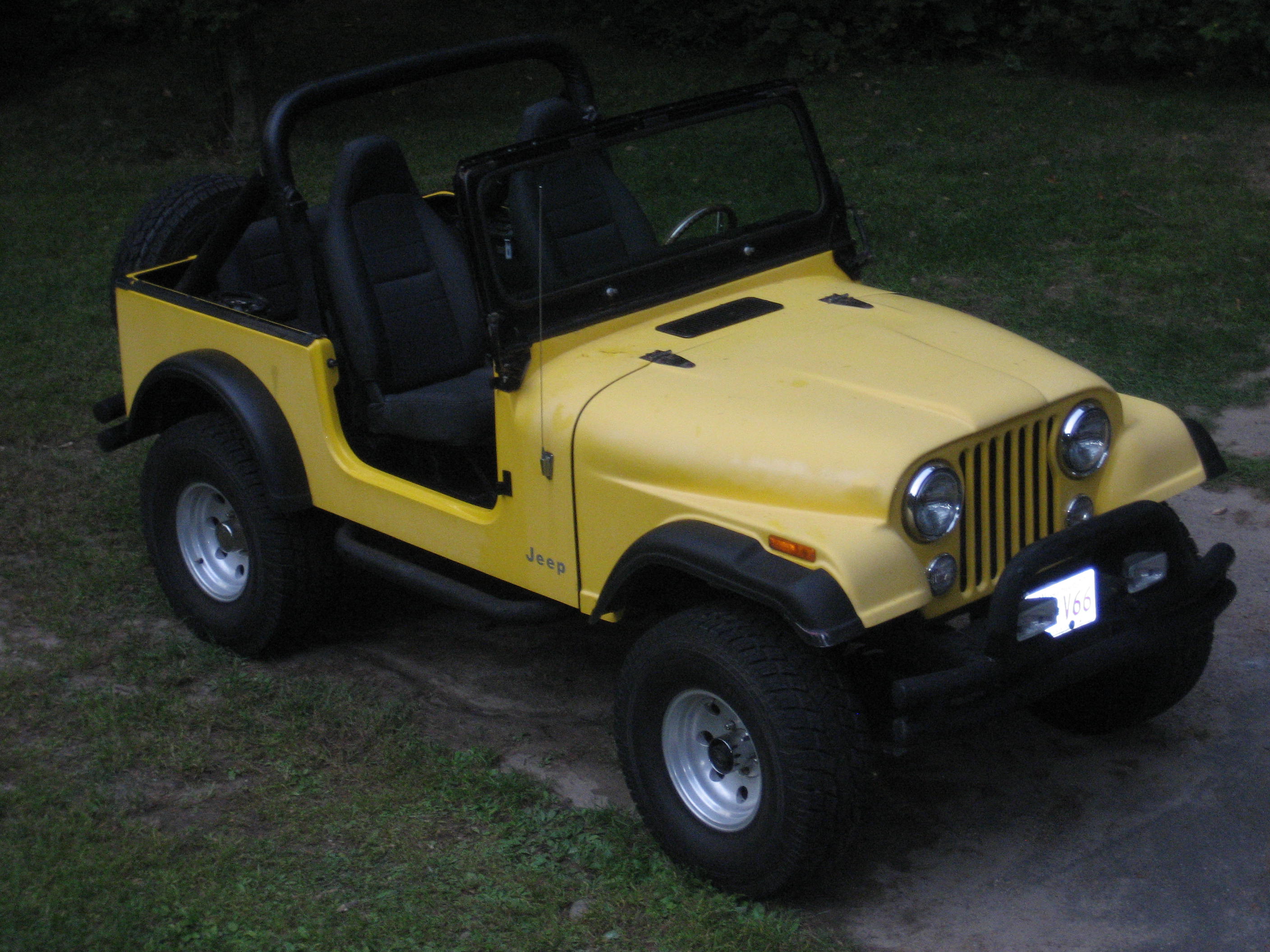 1985 CJ-7 Fiberglass