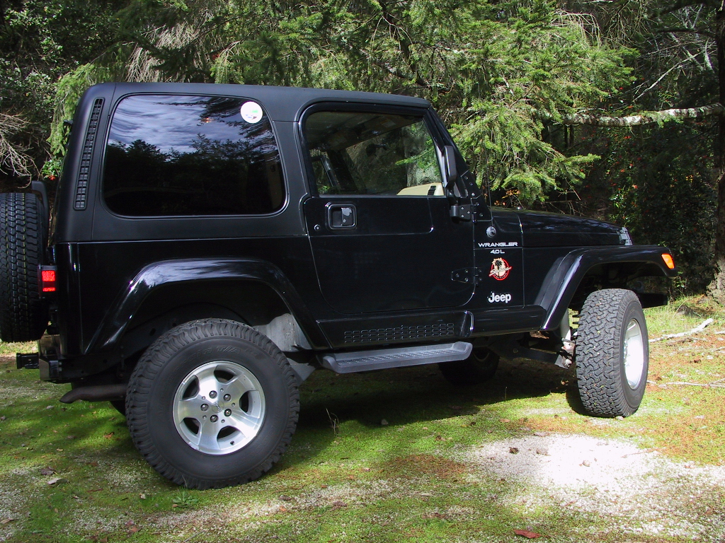 2001 TJ Sahara