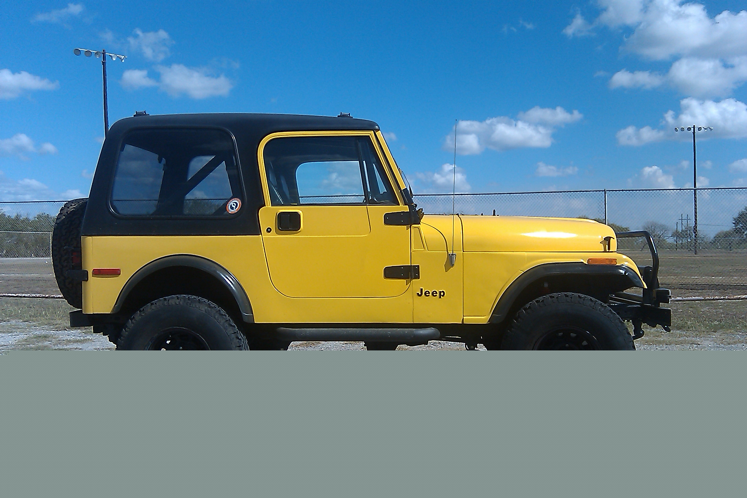 1986 CJ7  8500 OBO
