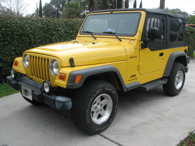 2004 Yellow Jeep Wrangler Spor