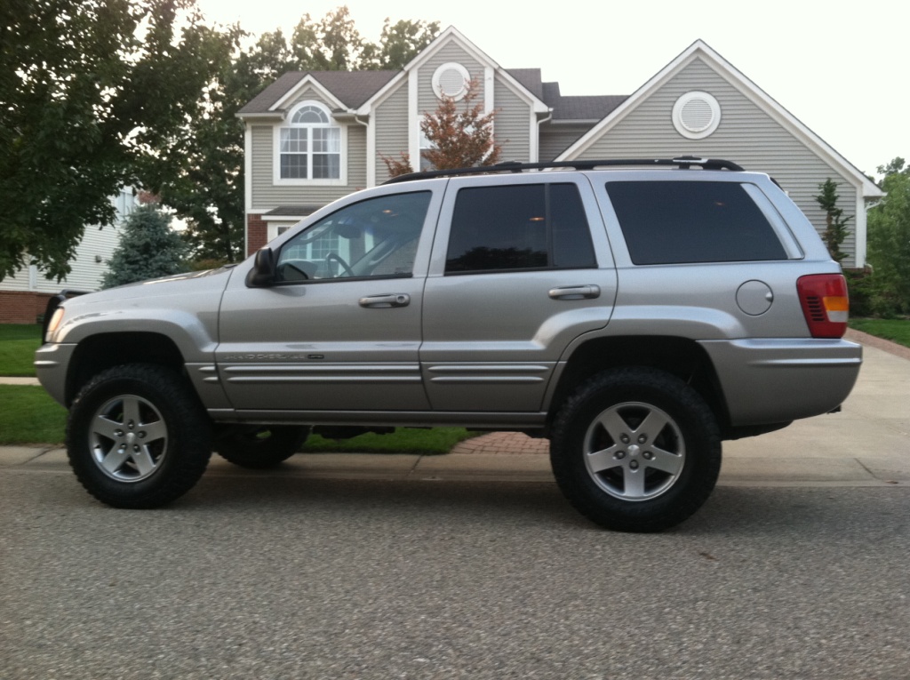 Lifted 2002 Grand Cherokee Lim